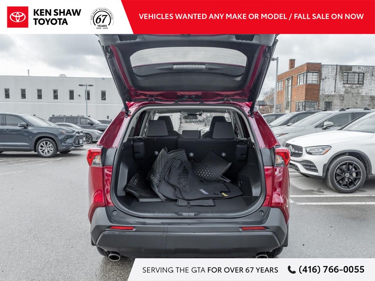 2024 Toyota RAV4 XLE 4dr All-wheel Drive Photo