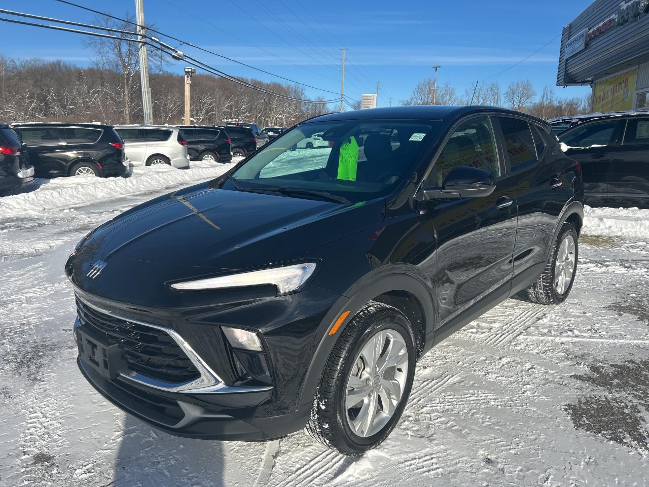 2024 Buick Encore GX Preferred Photo2