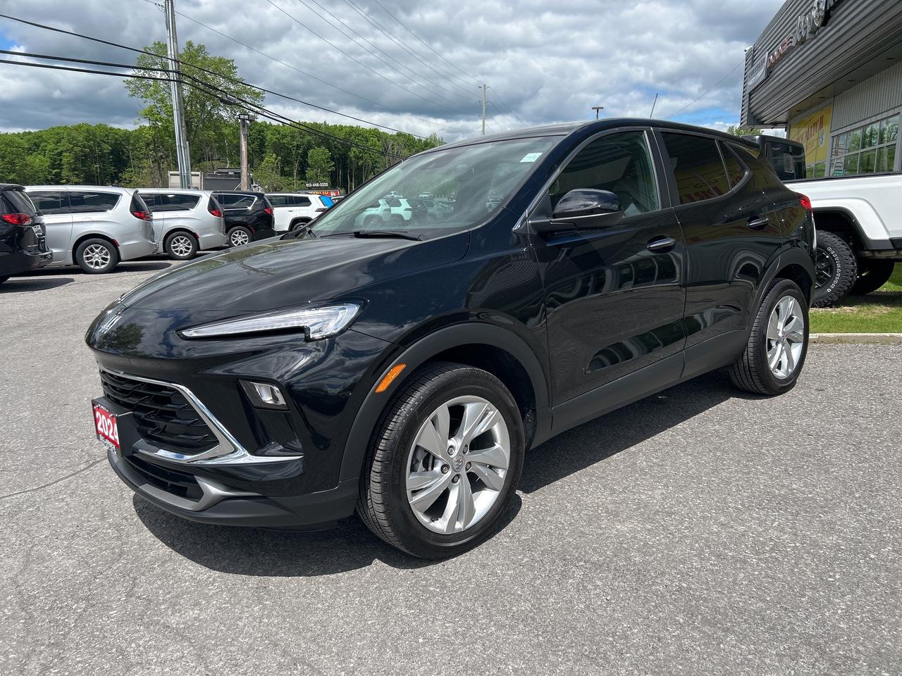 2024 Buick Encore GX Preferred Photo2