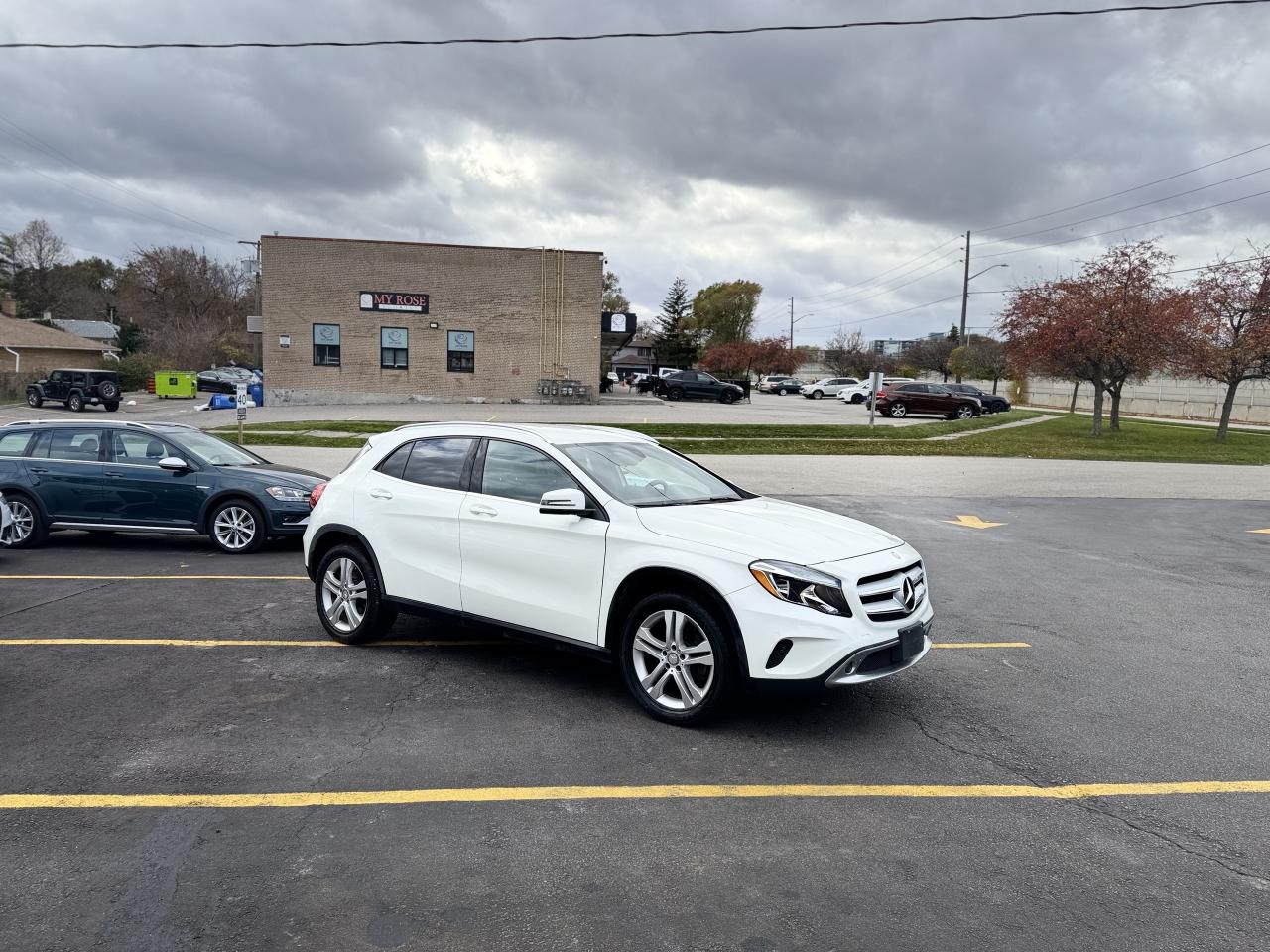 2016 Mercedes-Benz GLA GLA 250 4MATIC SUV Photo3