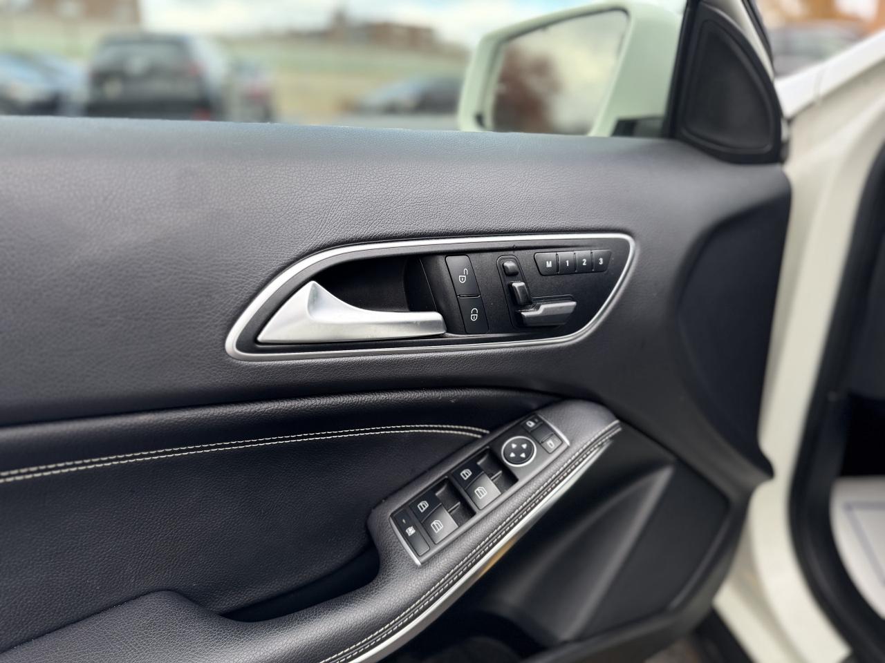 2016 Mercedes-Benz GLA GLA 250 4MATIC SUV Photo