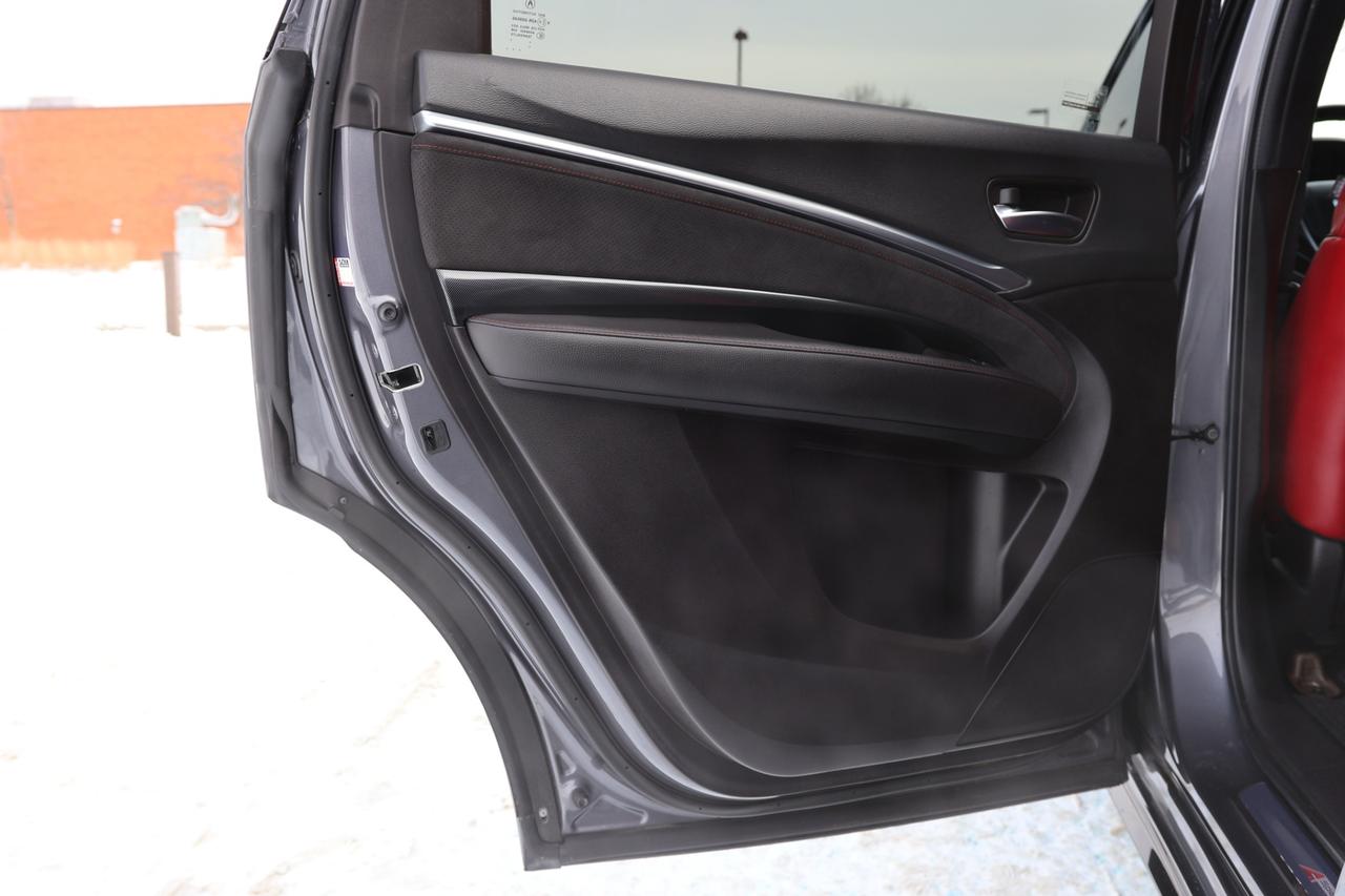 2019 Acura MDX A-SPEC SH-AWD/7PASS/NAV/SUNROOF/BCAM/ADAPT CRUISE/ Photo