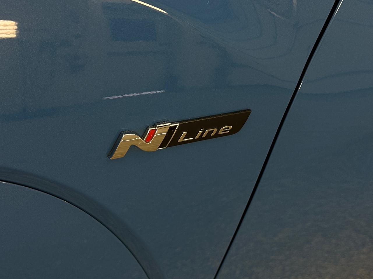 2022 Hyundai KONA 1.6T N Line w/Two-Tone Roof 4dr All-Wheel Drive Photo