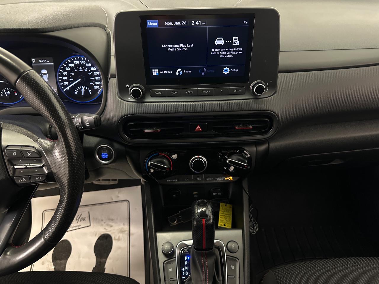 2022 Hyundai KONA 1.6T N Line w/Two-Tone Roof 4dr All-Wheel Drive Photo