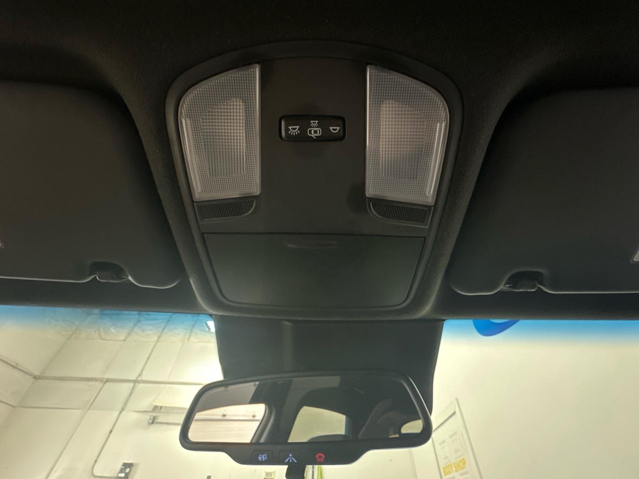 2022 Hyundai KONA 1.6T N Line w/Two-Tone Roof 4dr All-Wheel Drive Photo