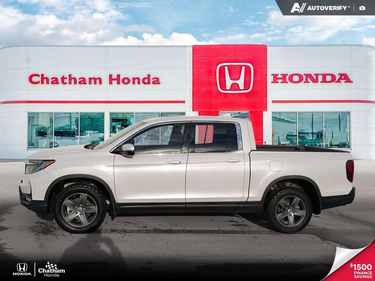 2023 Honda Ridgeline TOURING Photo2
