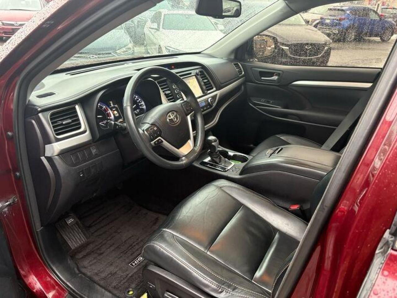 2016 Toyota Highlander  Photo