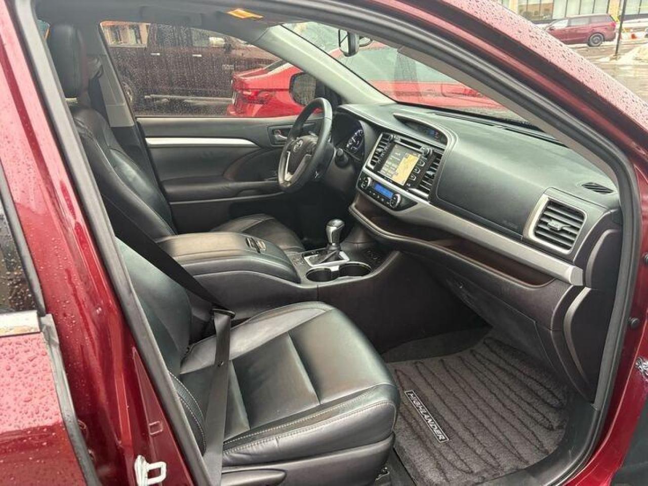 2016 Toyota Highlander  Photo