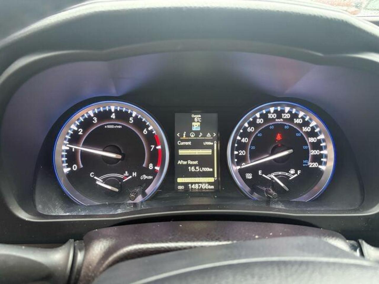 2016 Toyota Highlander  Photo