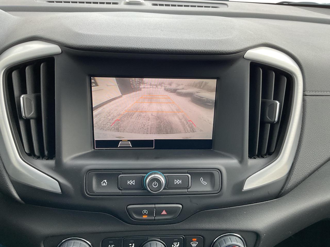 2024 GMC Terrain SLE 4dr All-Wheel Drive Photo