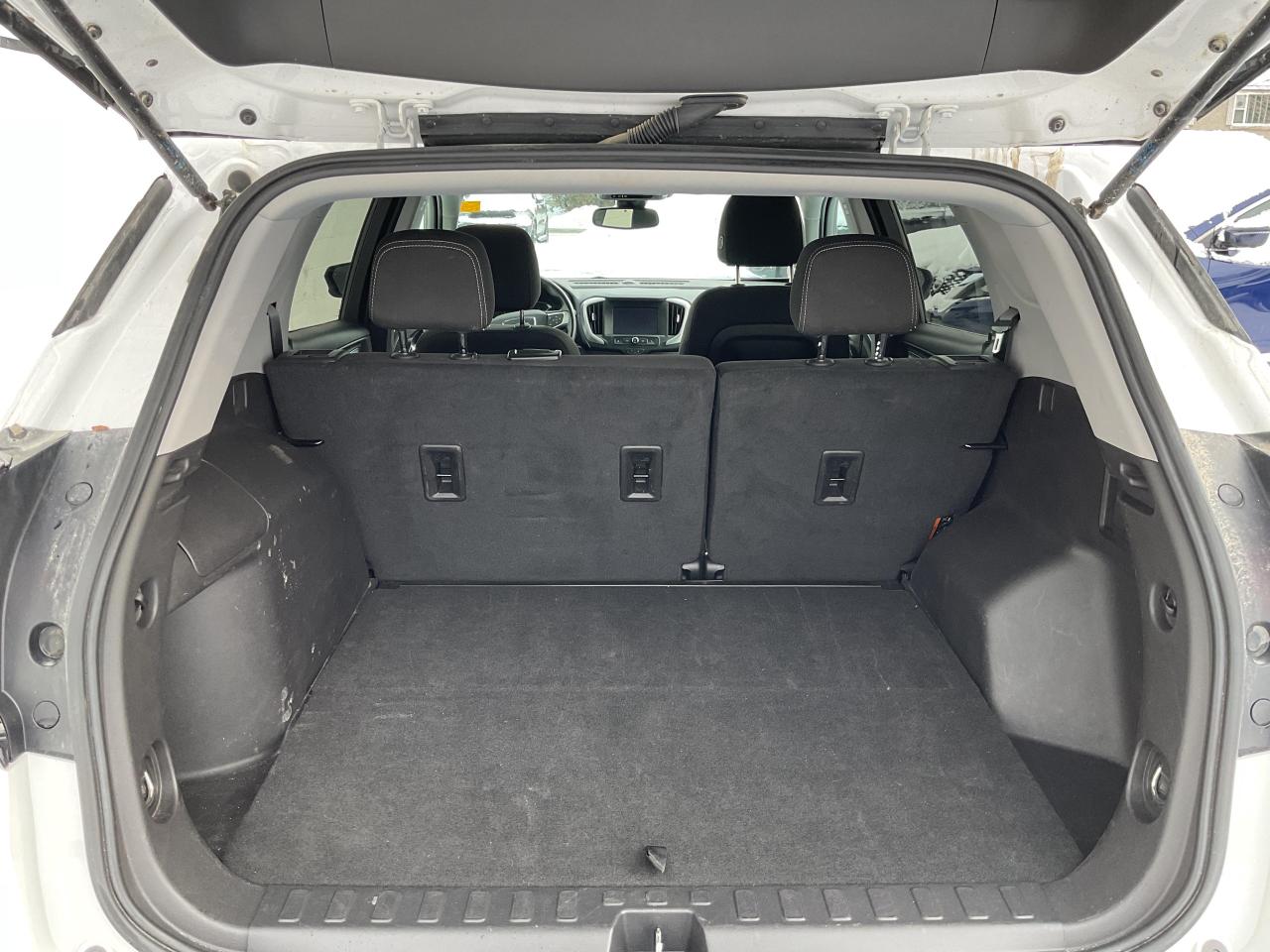 2024 GMC Terrain SLE 4dr All-Wheel Drive Photo