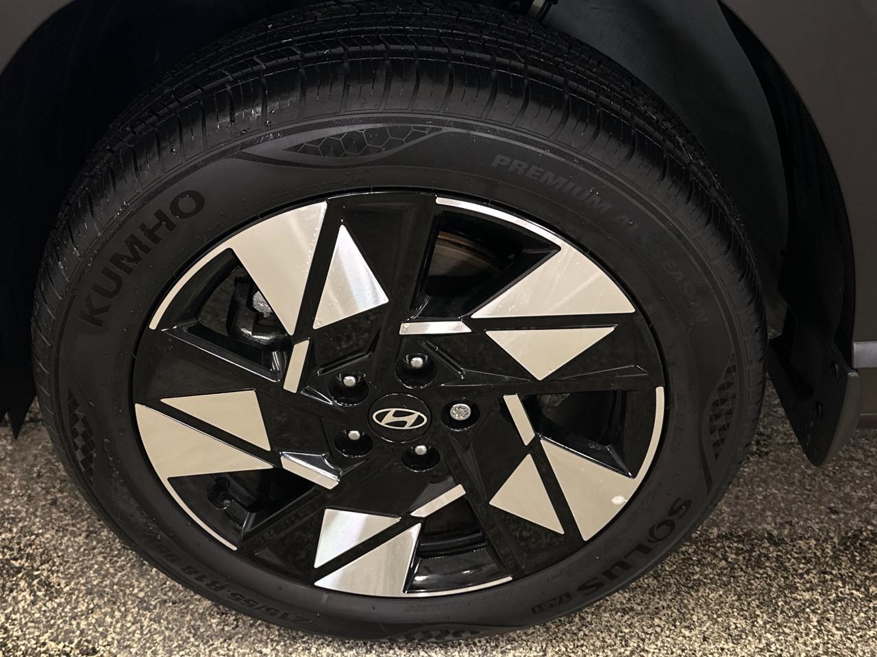 2025 Hyundai KONA 2.0L Preferred w/Trend Package 4dr All-Wheel Drive Photo