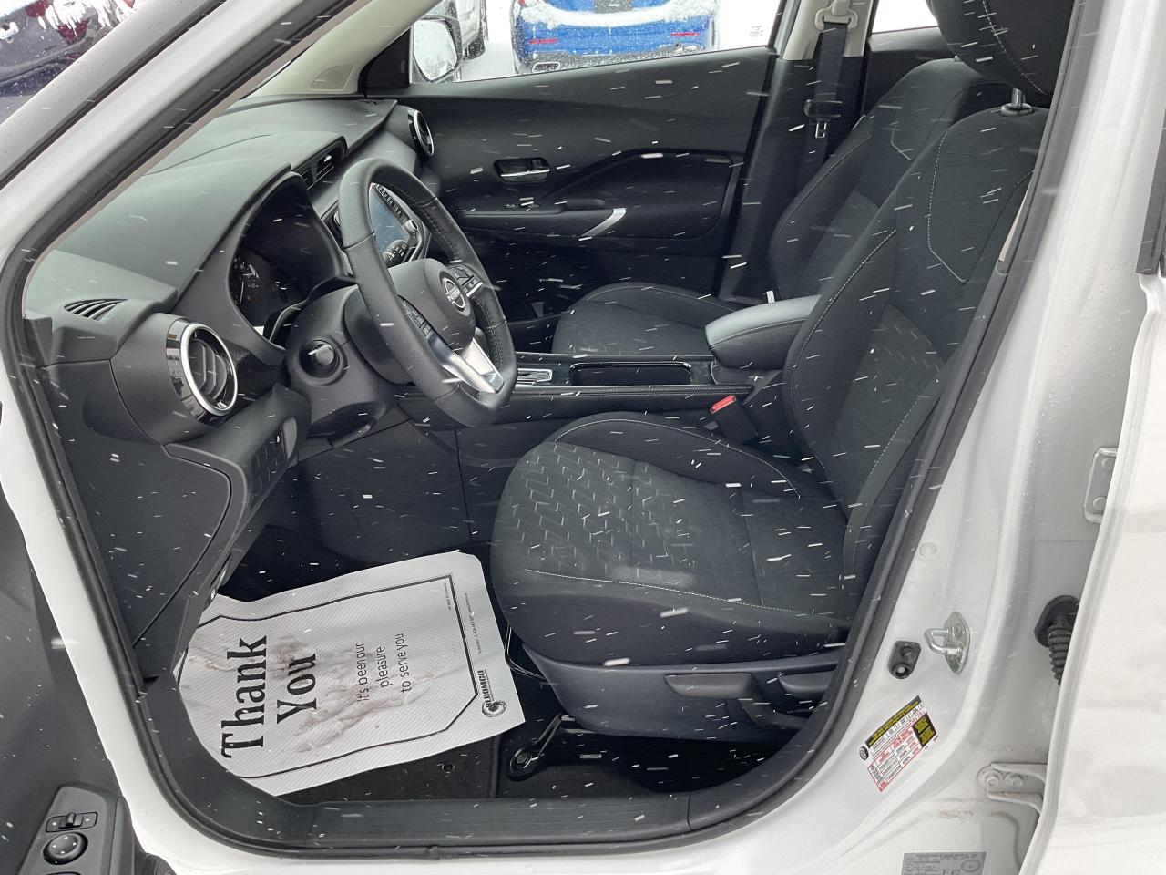 2024 Nissan Kicks SV 4dr Front-Wheel Drive Photo