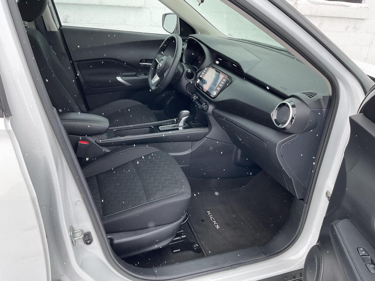 2024 Nissan Kicks SV 4dr Front-Wheel Drive Photo