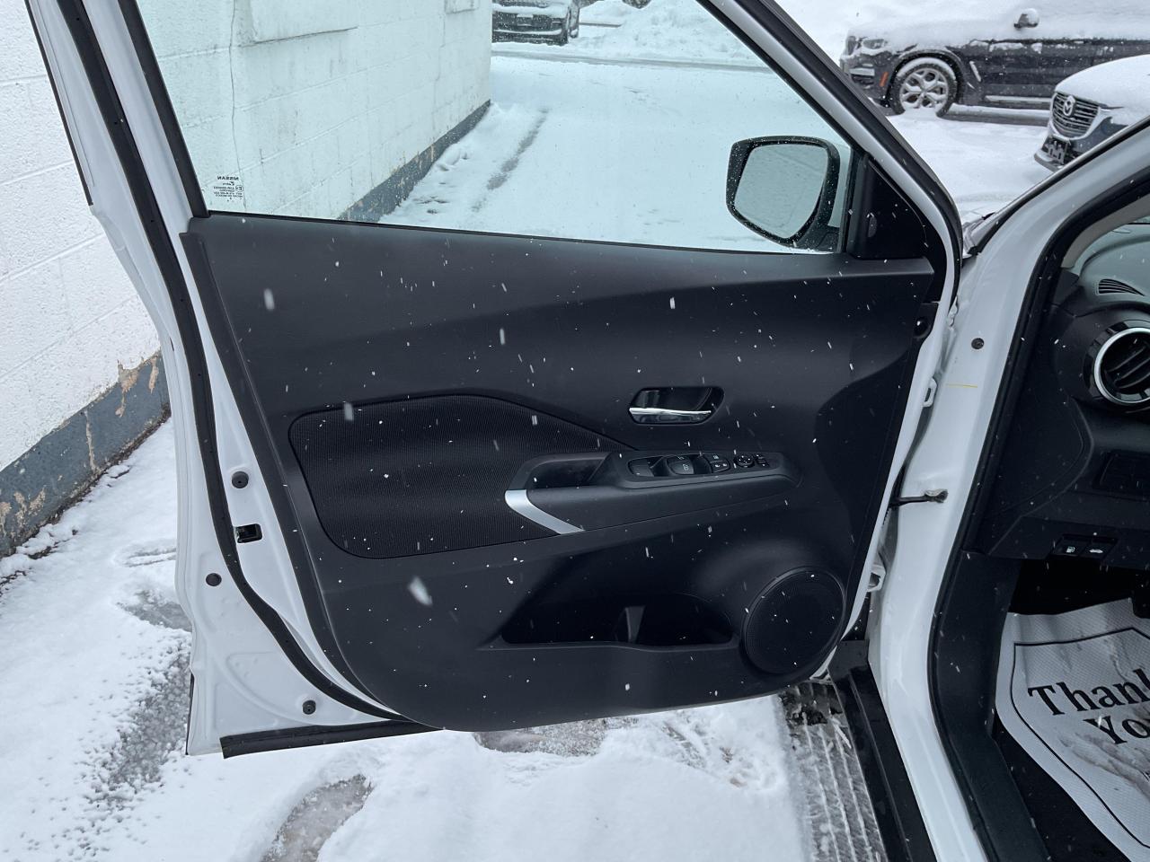 2024 Nissan Kicks SV 4dr Front-Wheel Drive Photo