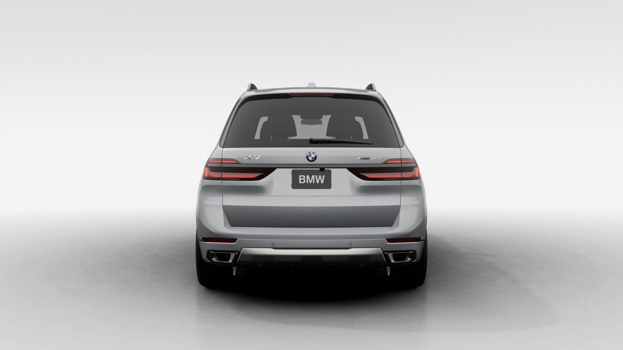 2026 BMW X7 xDrive40i 4dr All-Wheel Drive Sports Activity Vehicle Photo4