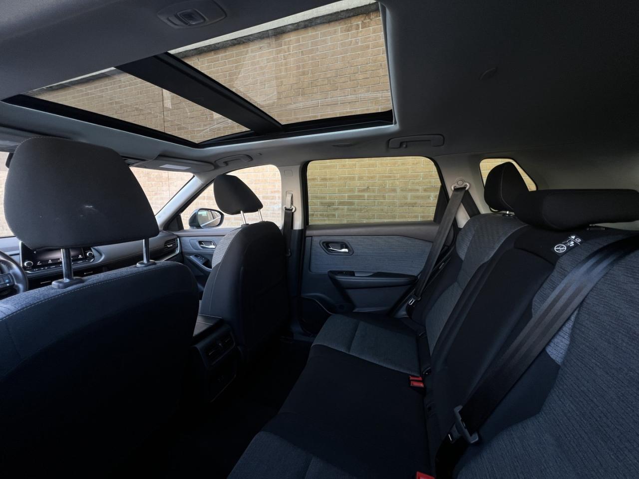 2023 Nissan Rogue SV MOONROOF AWD   Pro Pilot   Htd Steering   Remot Photo