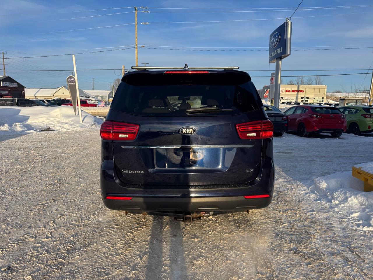 2019 Kia Sedona LX   CLEAN CARFAX   8 SEATS   TWO SETS OF TIRES ON Photo