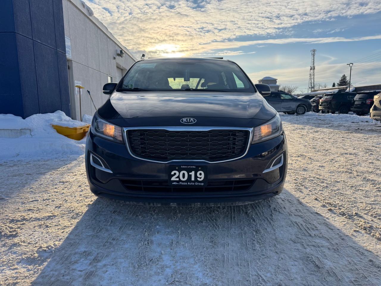 2019 Kia Sedona LX   CLEAN CARFAX   8 SEATS   TWO SETS OF TIRES ON Photo