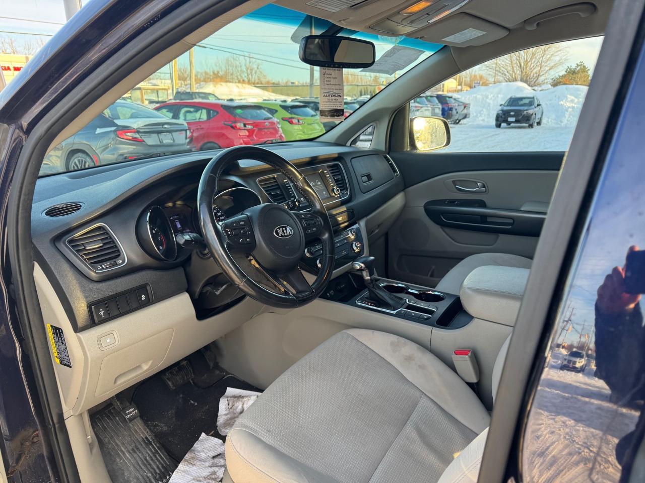 2019 Kia Sedona LX   CLEAN CARFAX   8 SEATS   TWO SETS OF TIRES ON Photo