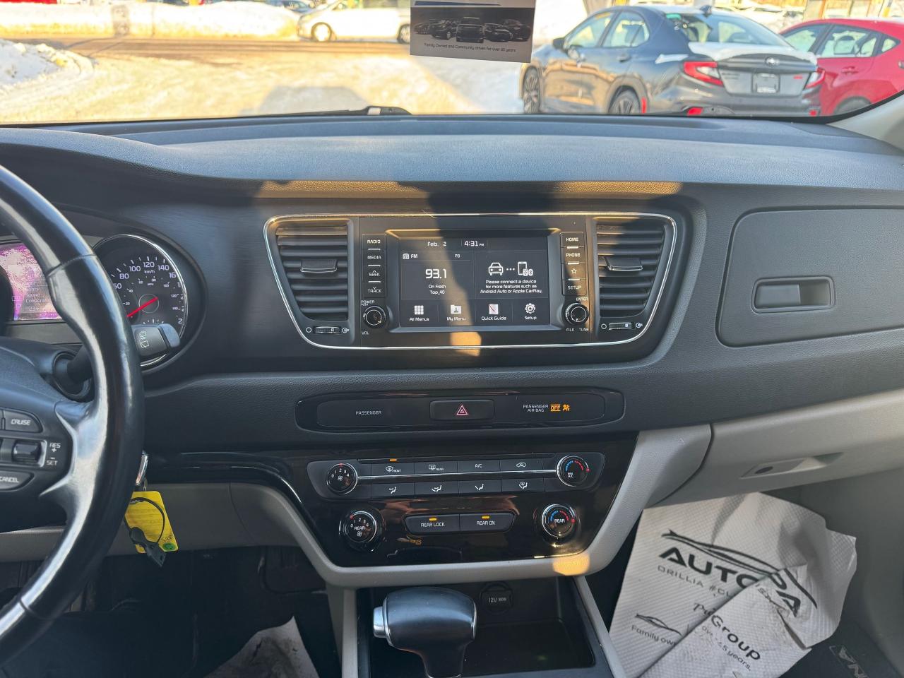 2019 Kia Sedona LX   CLEAN CARFAX   8 SEATS   TWO SETS OF TIRES ON Photo