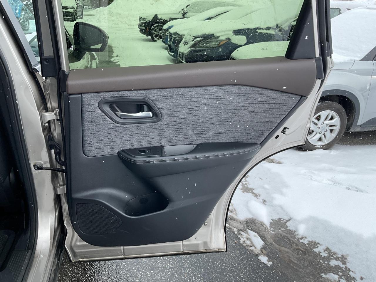 2023 Nissan Rogue  Photo