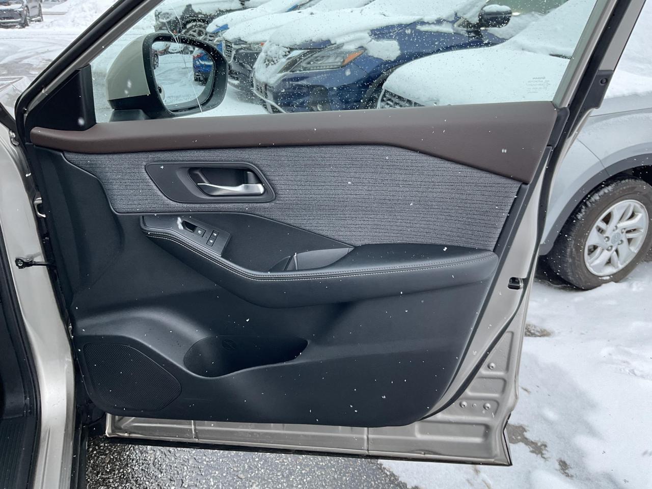 2023 Nissan Rogue  Photo