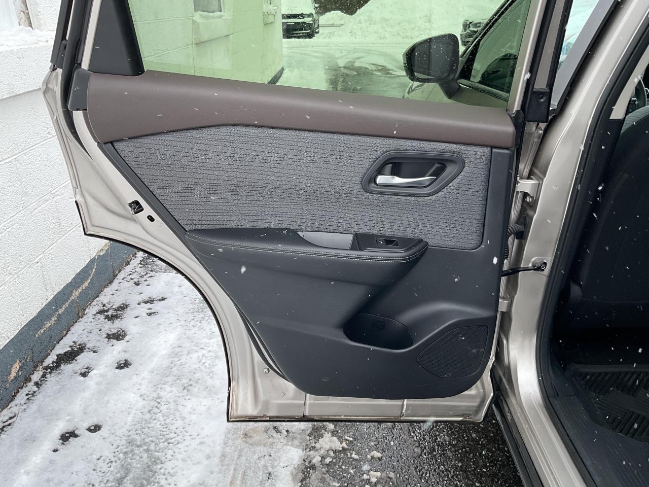 2023 Nissan Rogue  Photo