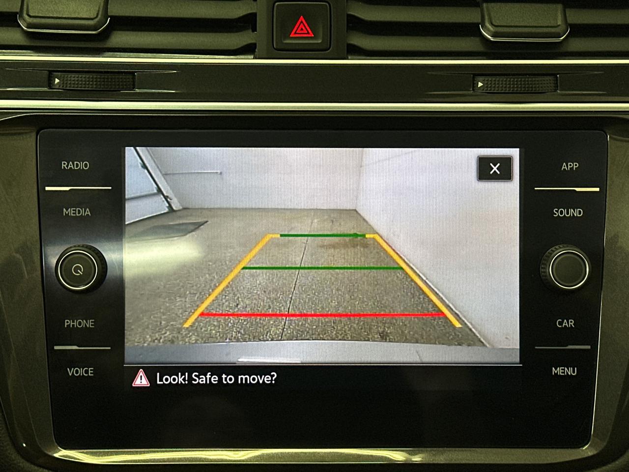 2024 Volkswagen Tiguan Comfortline R-Line Black Edition 4dr All-Wheel Drive 4MOTION Photo