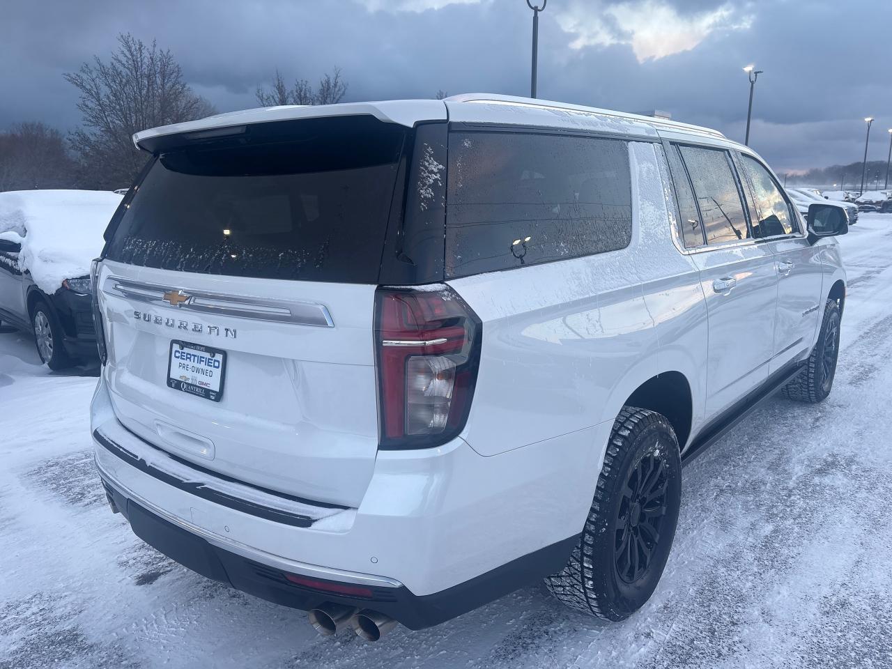 2024 Chevrolet Suburban High Country 4WD + 6.2L + Premium Pkg + Rear Seat Photo