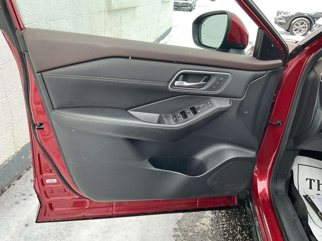 2023 Nissan Rogue Platinum 4dr All-Wheel Drive Sport Utility Photo