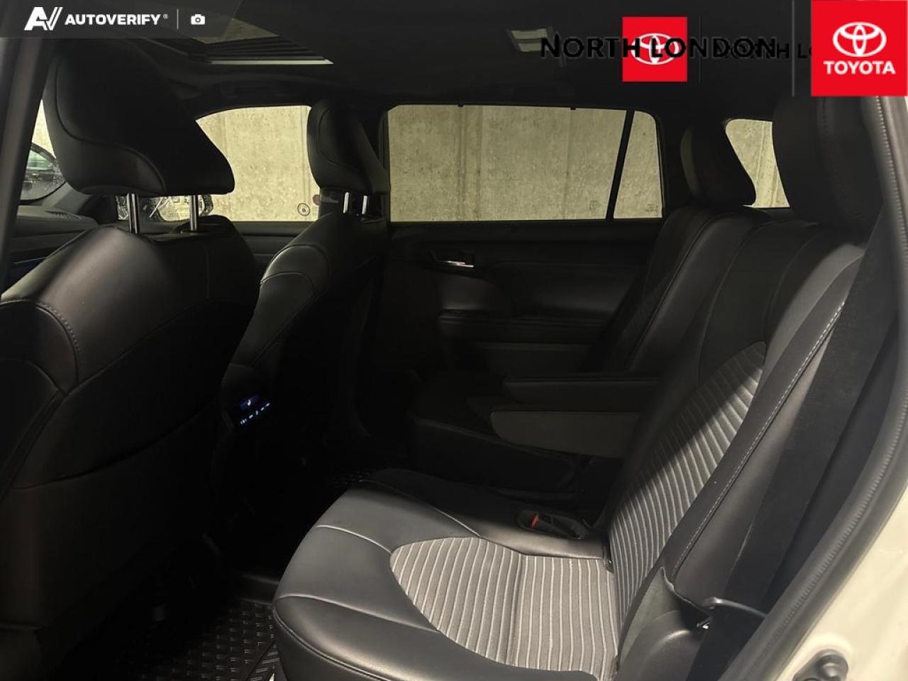 2021 Toyota Highlander XSE 4dr All-Wheel Drive Photo