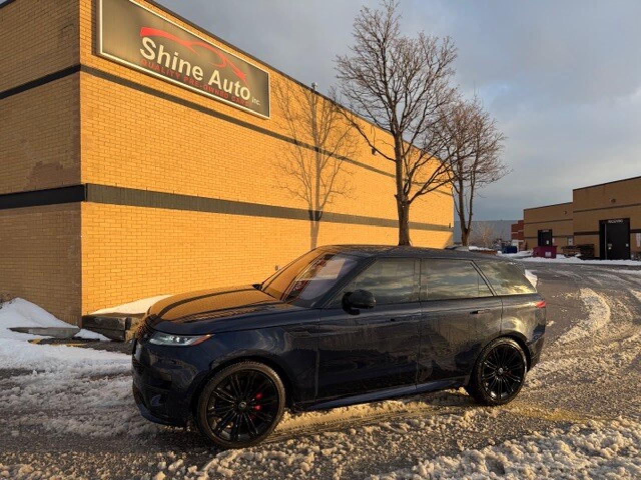 2023 Land Rover Range Rover Sport P400 Dynamic 360 cam Heads up Cooled seat  23" Rim Photo0