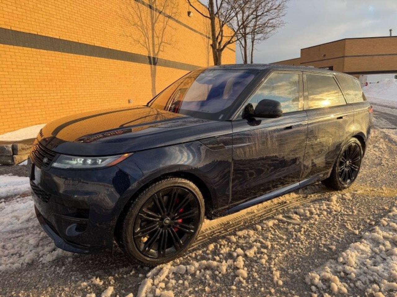 2023 Land Rover Range Rover Sport P400 Dynamic 360 cam Heads up Cooled seat  23" Rim Photo