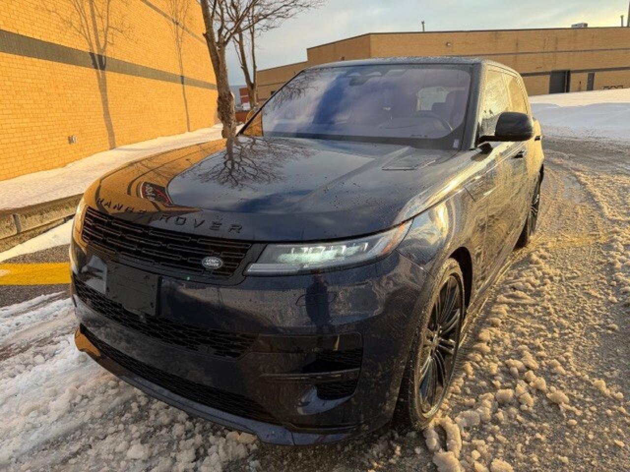 2023 Land Rover Range Rover Sport P400 Dynamic 360 cam Heads up Cooled seat  23" Rim Photo