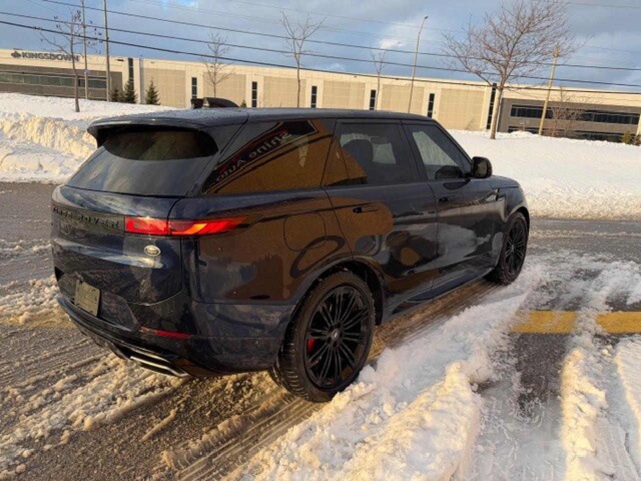 2023 Land Rover Range Rover Sport P400 Dynamic 360 cam Heads up Cooled seat  23" Rim Photo