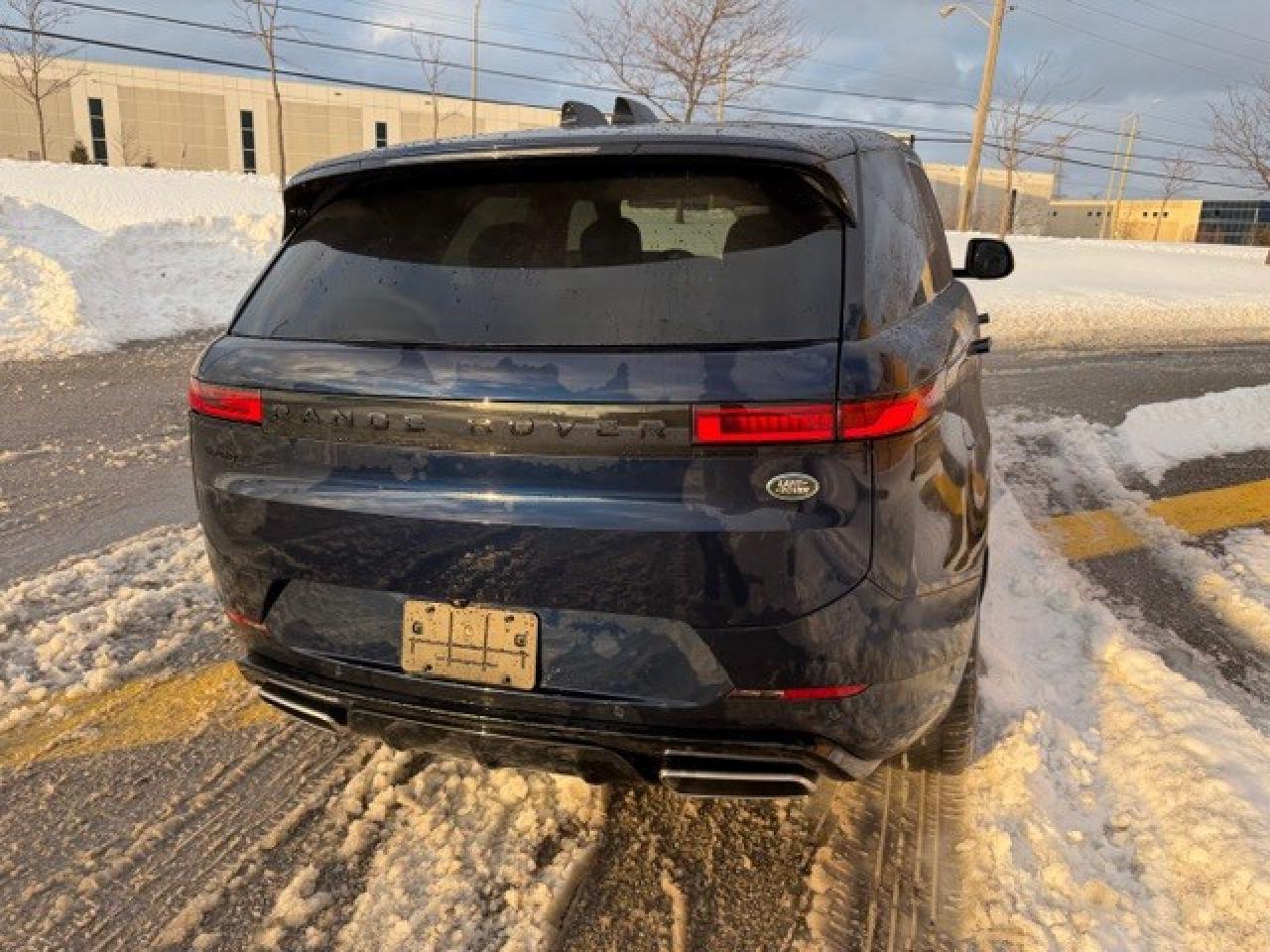 2023 Land Rover Range Rover Sport P400 Dynamic 360 cam Heads up Cooled seat  23" Rim Photo