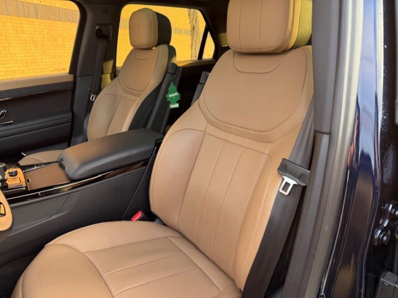 2023 Land Rover Range Rover Sport P400 Dynamic 360 cam Heads up Cooled seat  23" Rim Photo