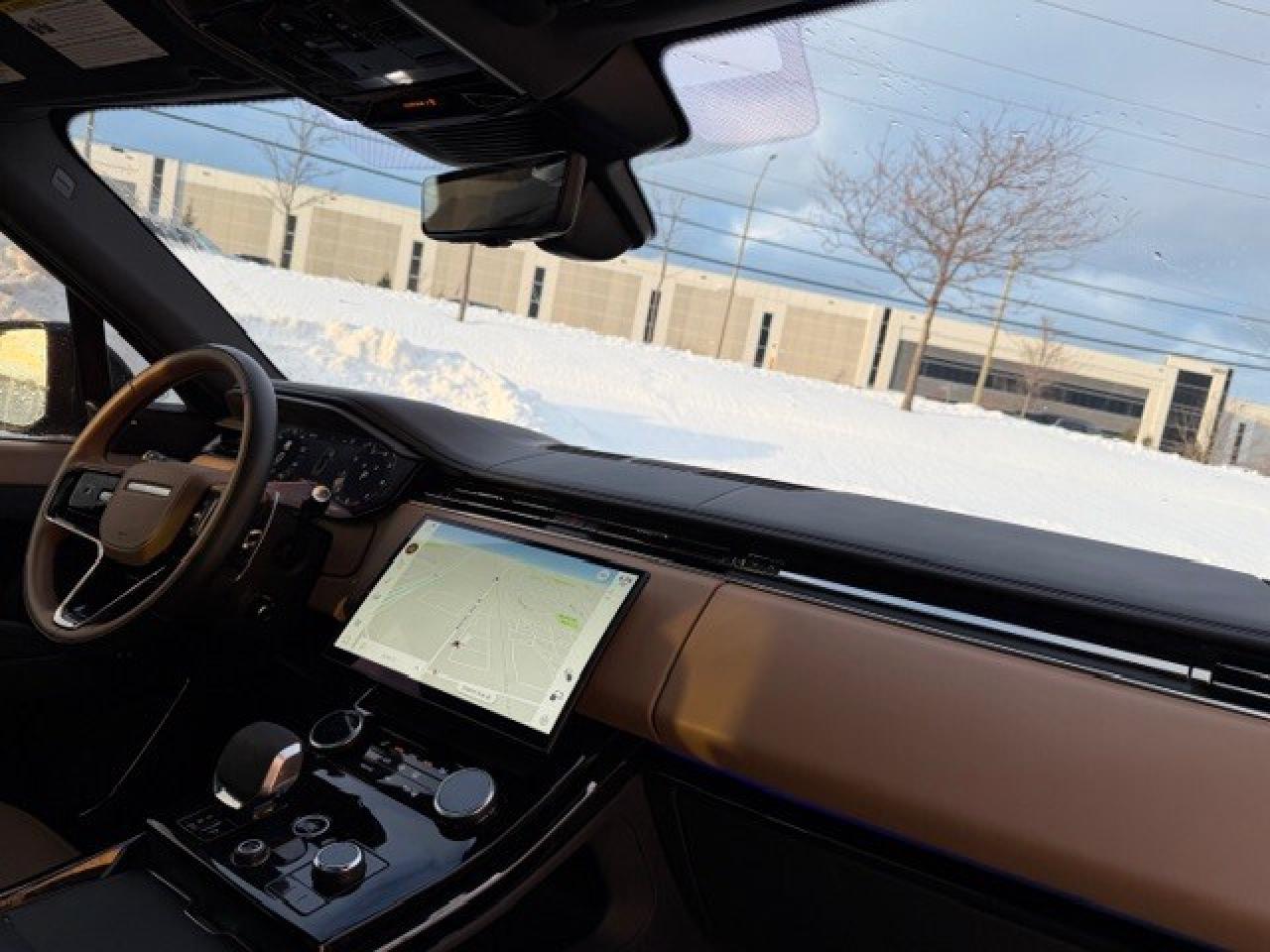 2023 Land Rover Range Rover Sport P400 Dynamic 360 cam Heads up Cooled seat  23" Rim Photo