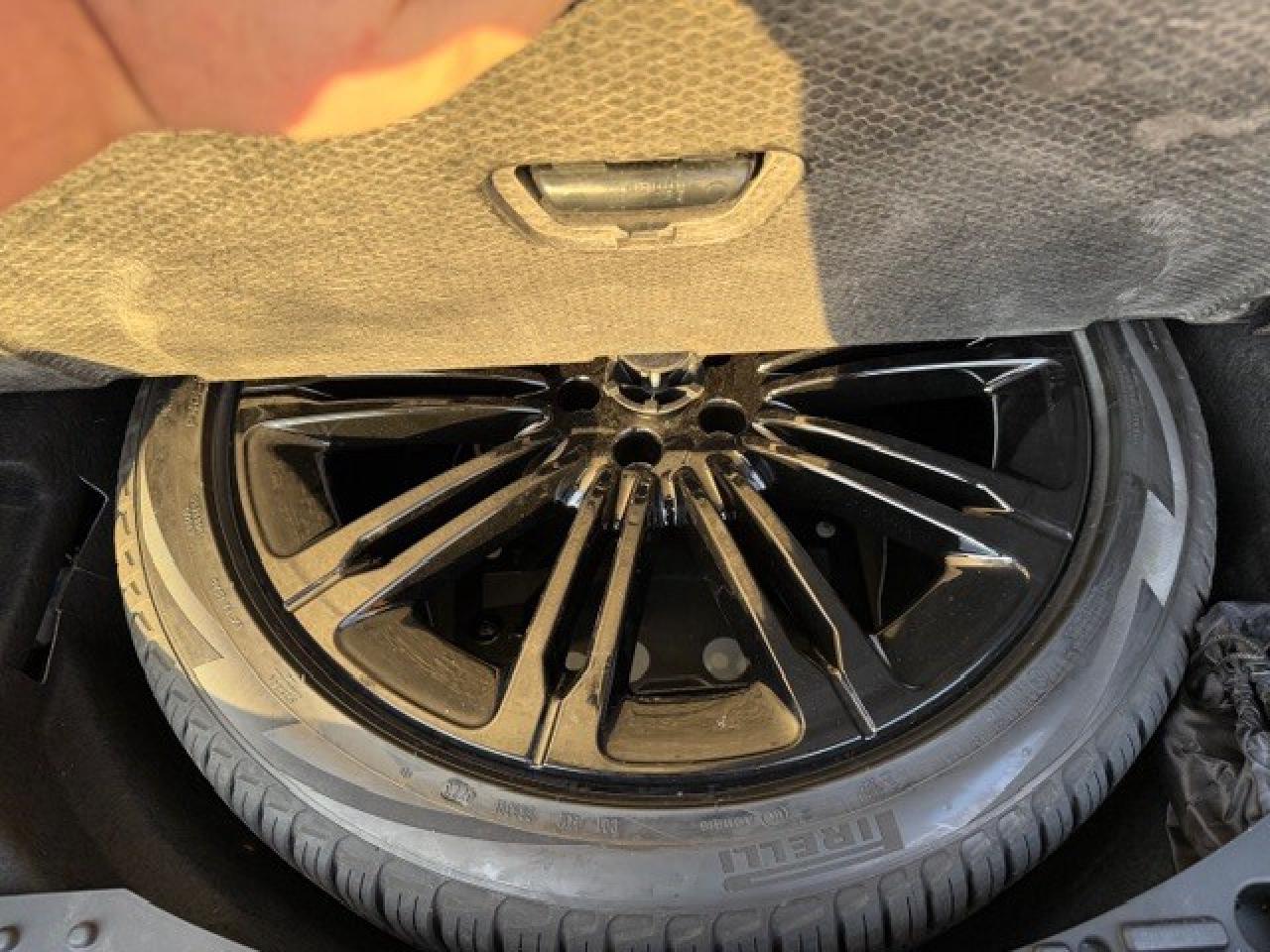 2023 Land Rover Range Rover Sport P400 Dynamic 360 cam Heads up Cooled seat  23" Rim Photo