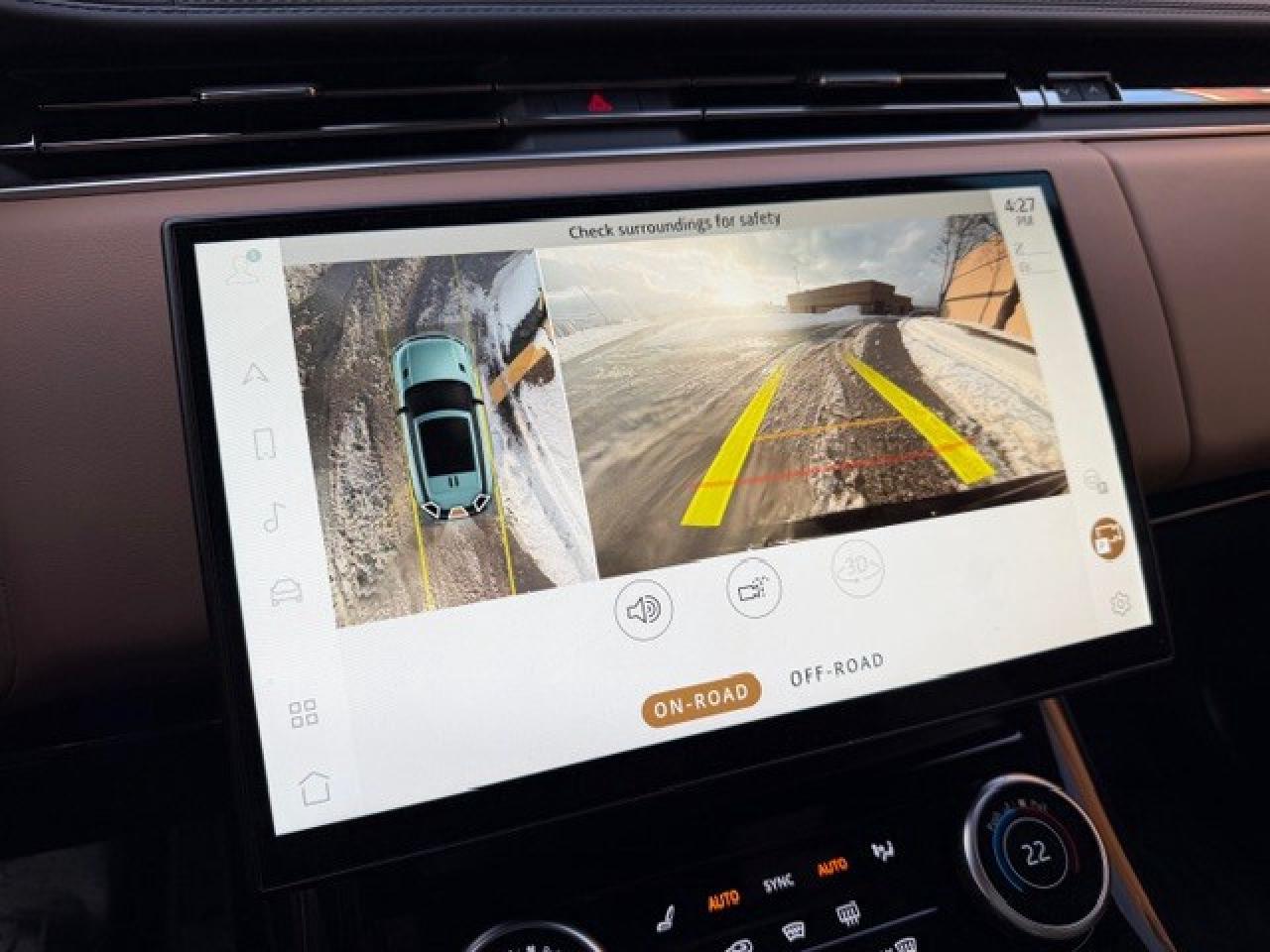 2023 Land Rover Range Rover Sport P400 Dynamic 360 cam Heads up Cooled seat  23" Rim Photo