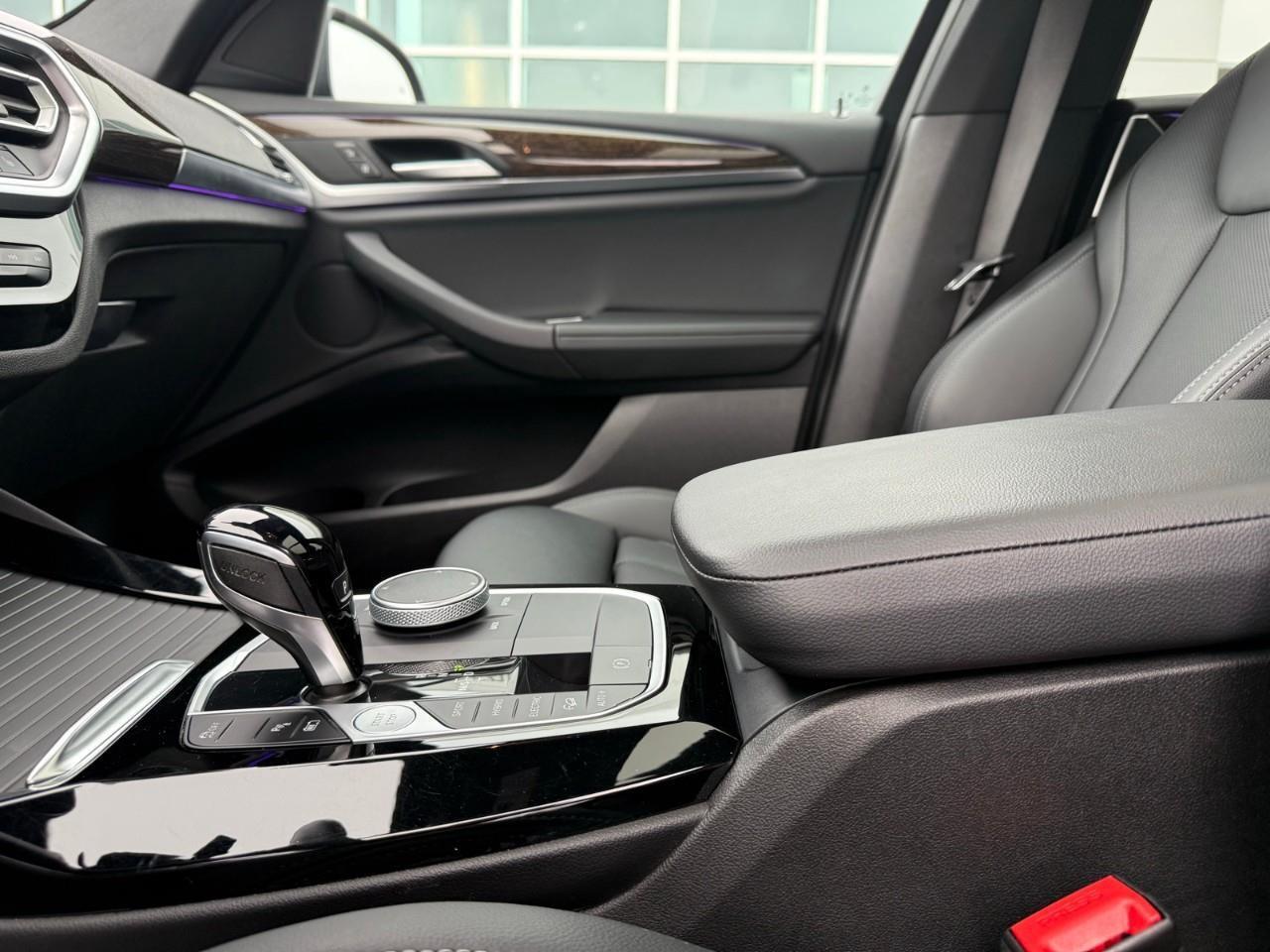 2023 BMW X3 xDrive30e Photo