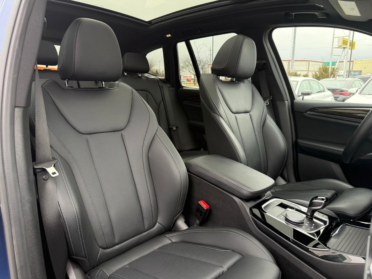 2023 BMW X3 xDrive30e Photo