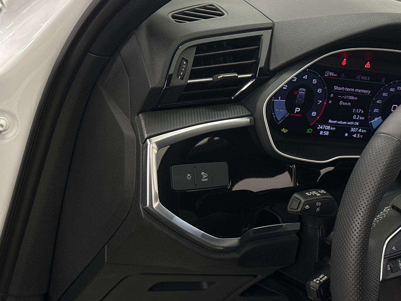 2025 Audi Q3 45 Progressiv 4dr All-Wheel Drive quattro Sport Utility Photo