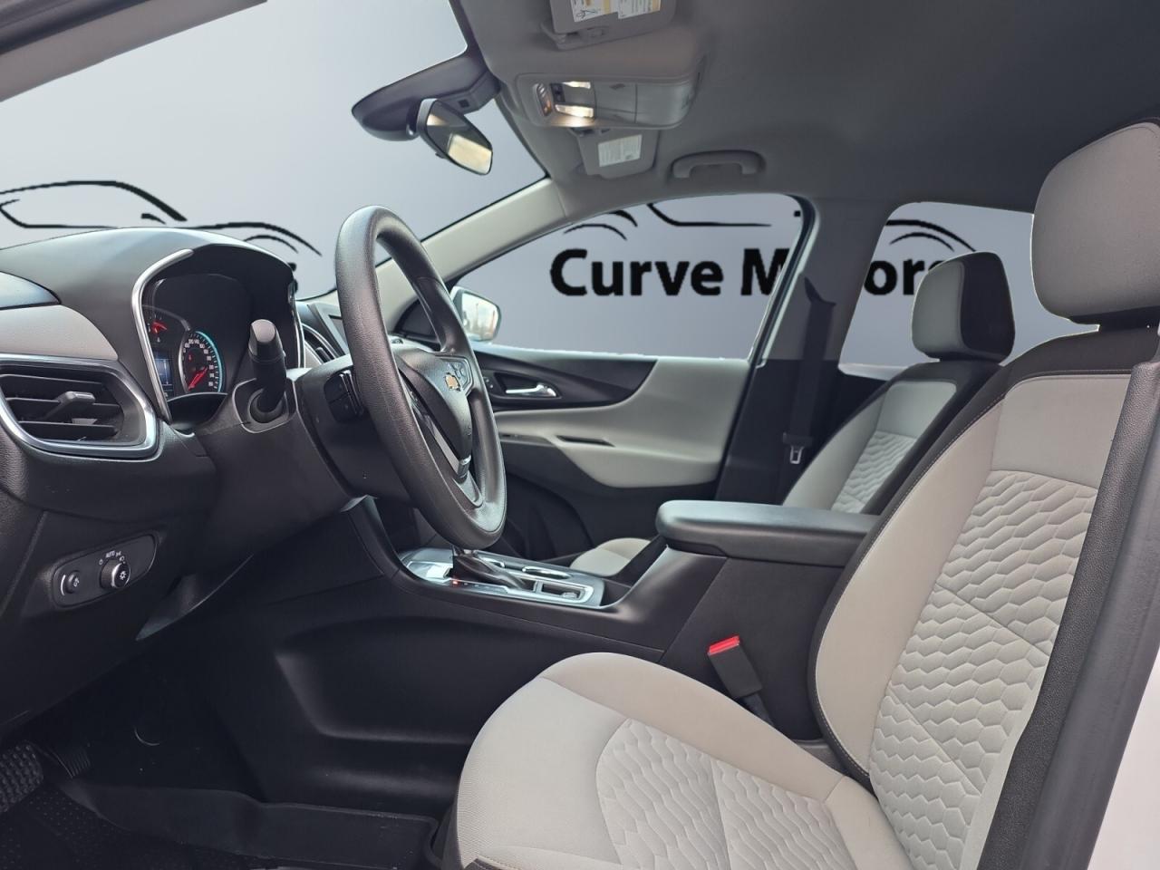 2021 Chevrolet Equinox LT w/1LT * NO ACCIDENTS / 1 OWNER / FULL SERVICE H Photo