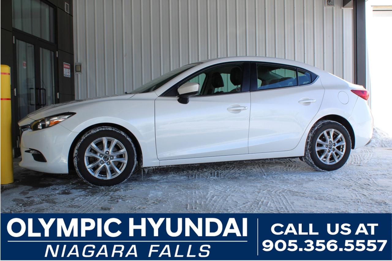 2018 Mazda MAZDA3 1-Owner Mazda 3, No accidents, Full Service histor Photo