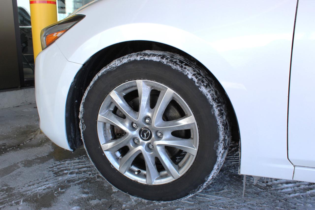 2018 Mazda MAZDA3 1-Owner Mazda 3, No accidents, Full Service histor Photo