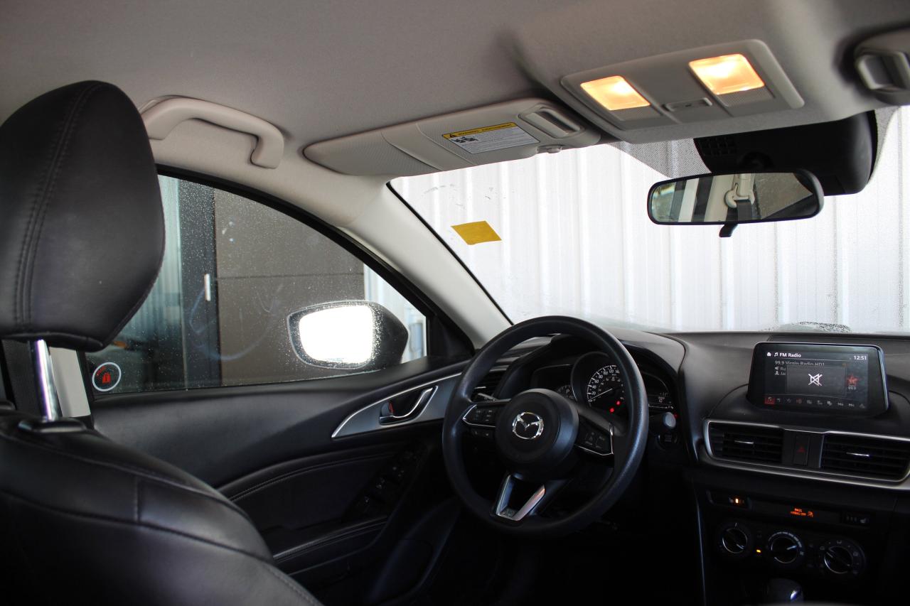 2018 Mazda MAZDA3 1-Owner Mazda 3, No accidents, Full Service histor Photo