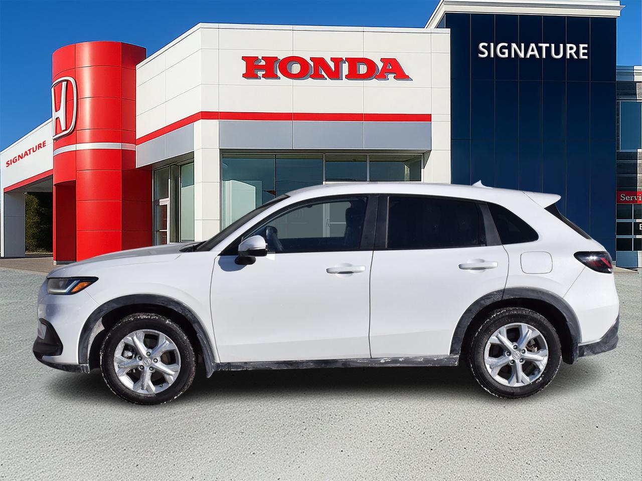 2025 Honda HR-V LX Photo3