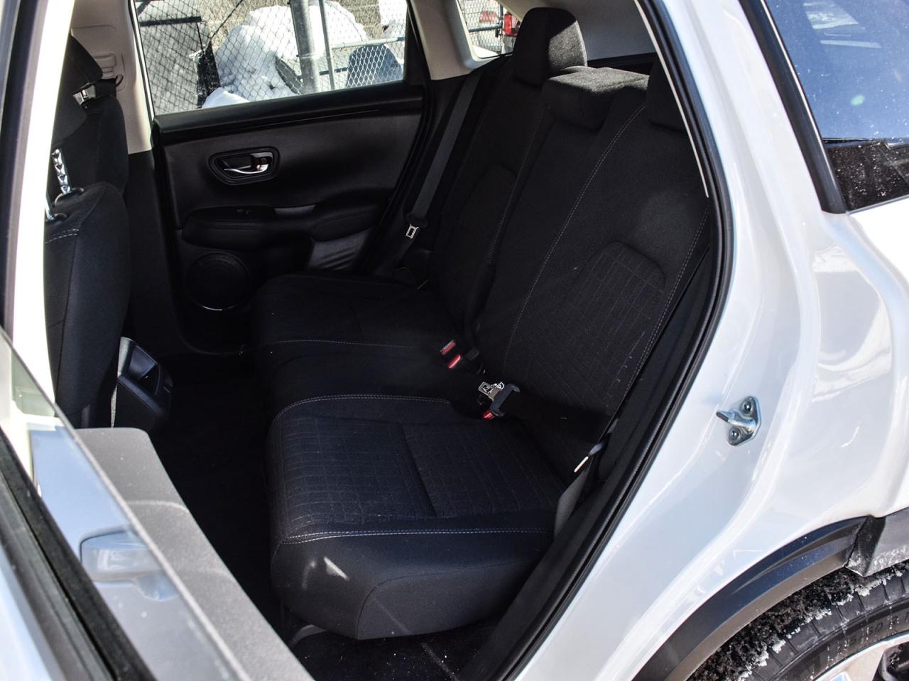 2025 Honda HR-V LX Photo